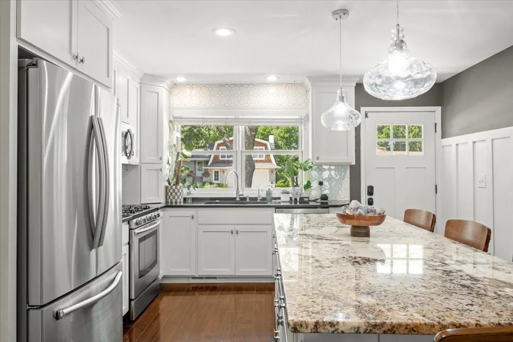 3341 Decatur Lane Saint Louis Park, MN 55426
