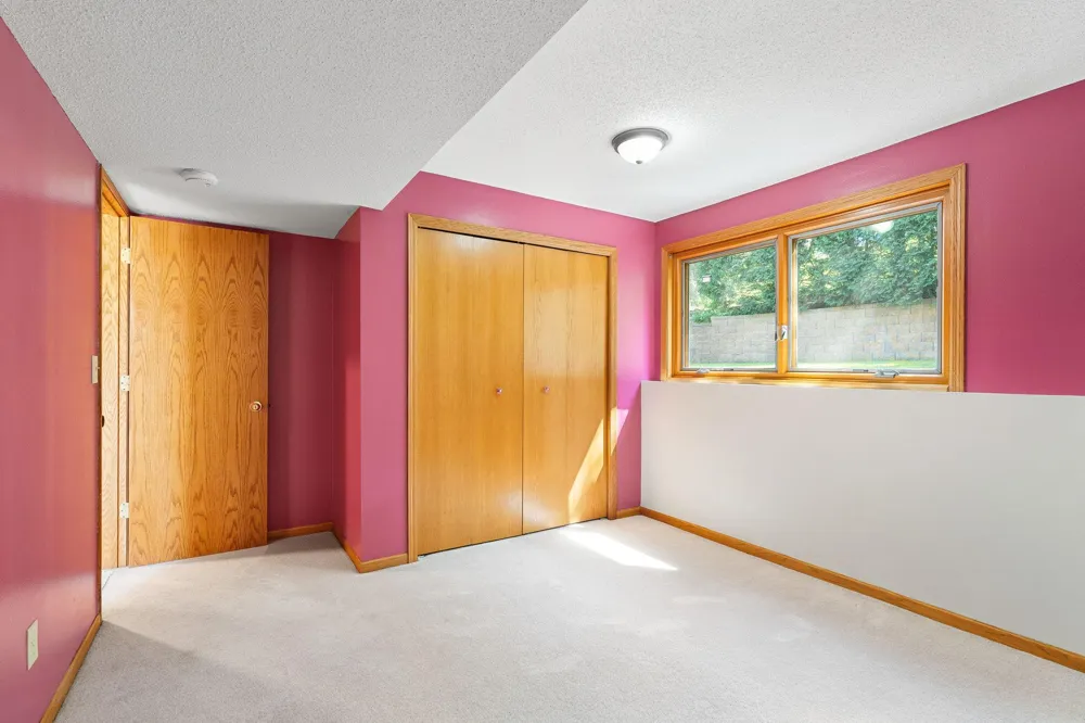 1939 Greenwood Drive NE Owatonna, MN 55060