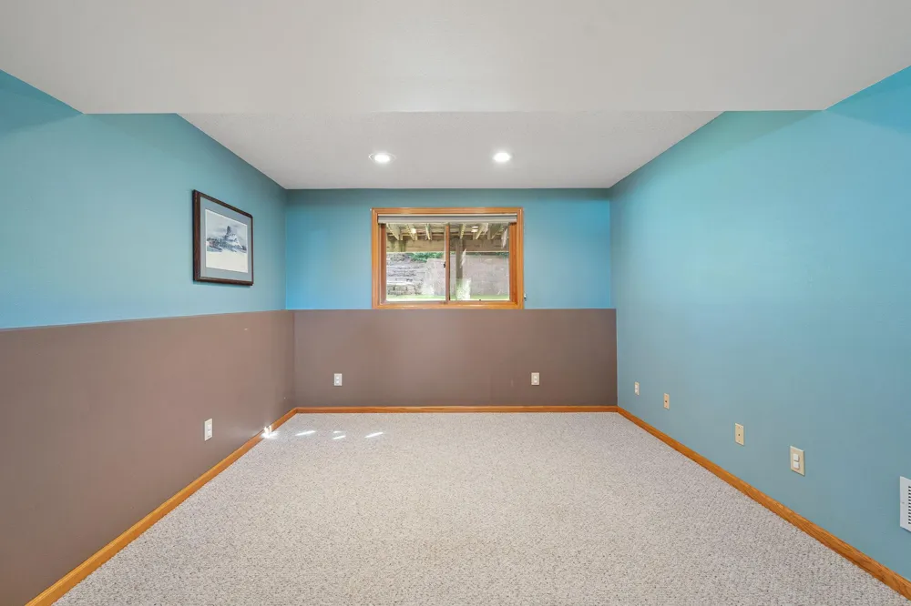 1939 Greenwood Drive NE Owatonna, MN 55060