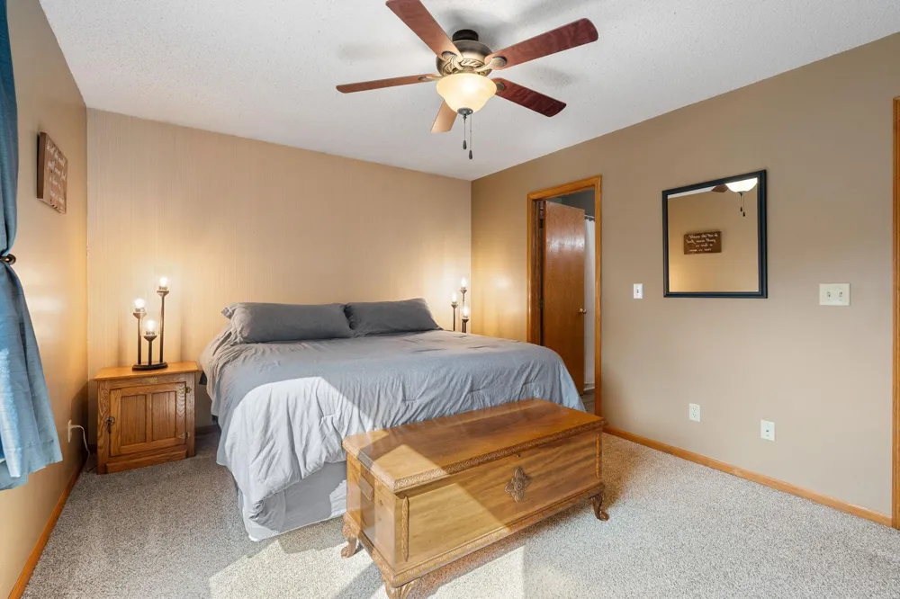 1939 Greenwood Drive NE Owatonna, MN 55060