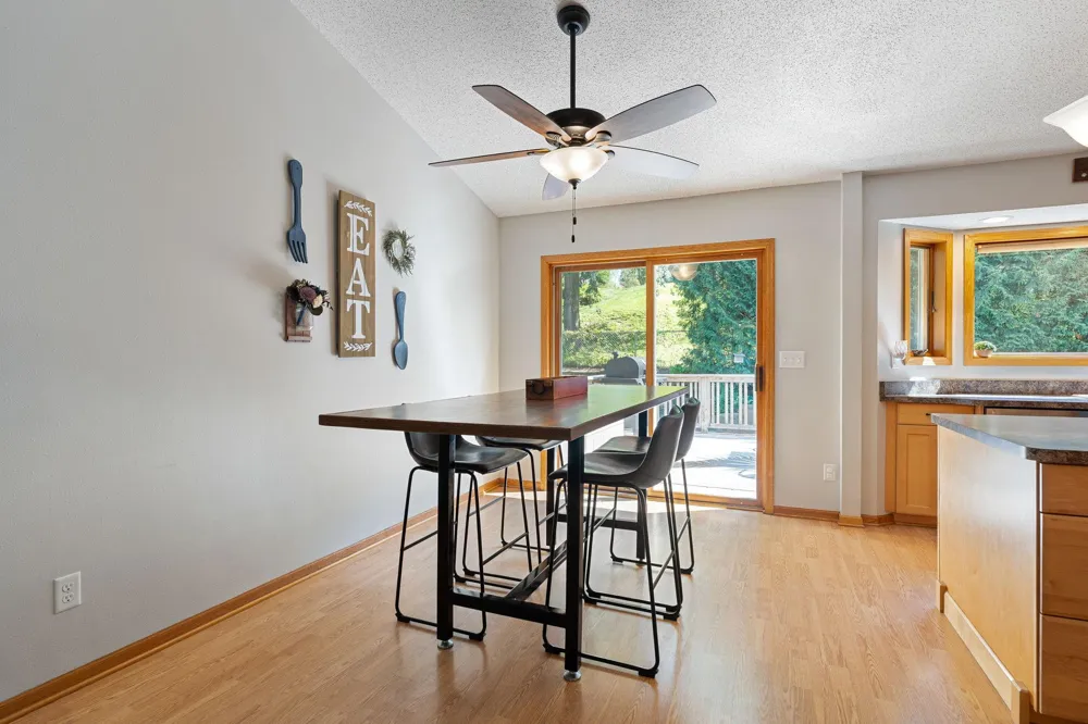 1939 Greenwood Drive NE Owatonna, MN 55060