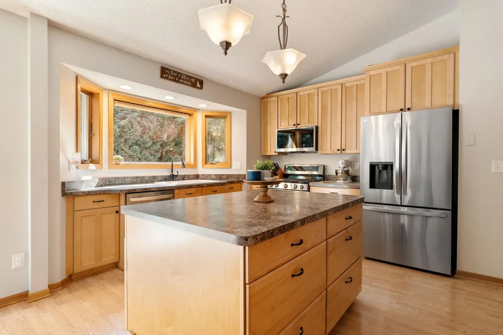 1939 Greenwood Drive NE Owatonna, MN 55060