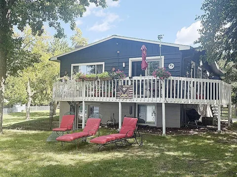 354 East River Drive