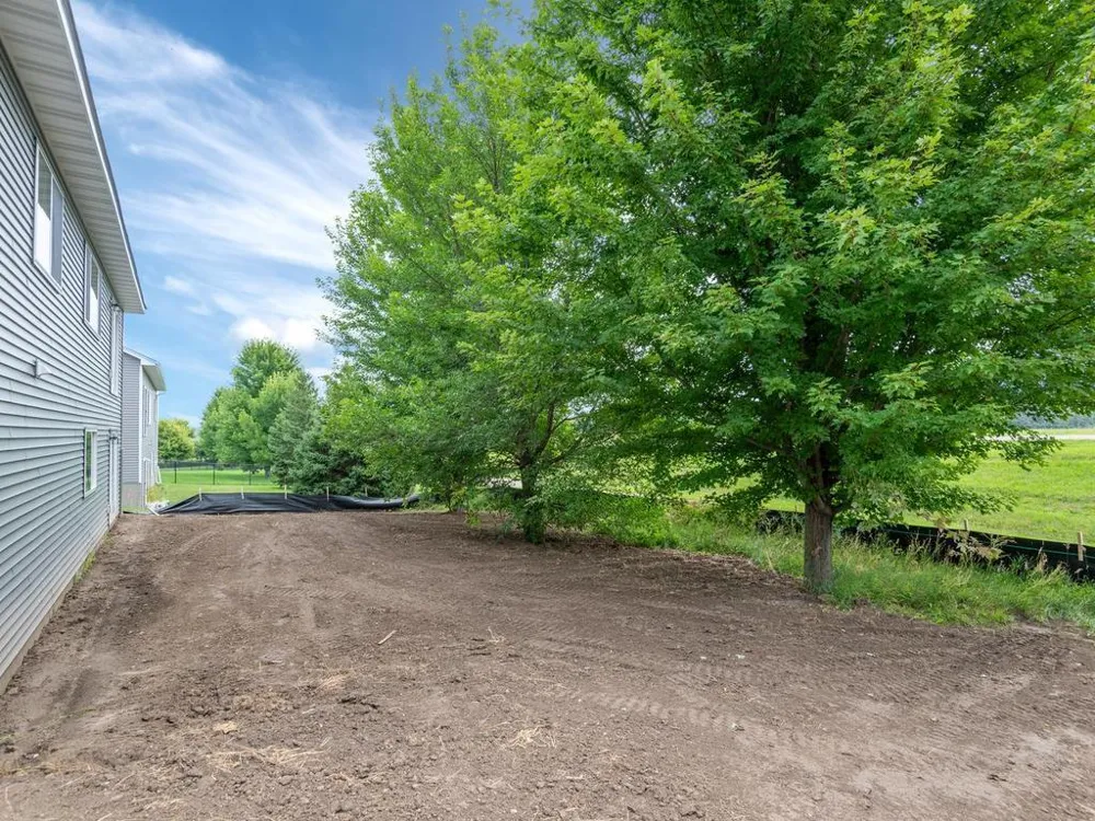 1228 Olivia Street SE New Prague, MN 56071