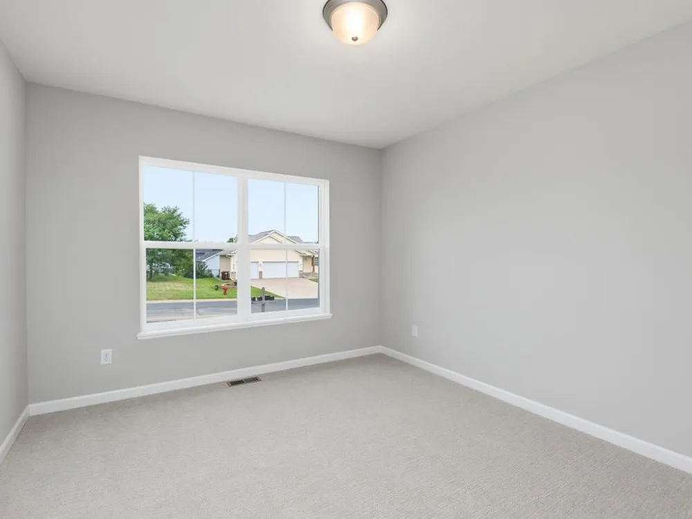 1228 Olivia Street SE New Prague, MN 56071