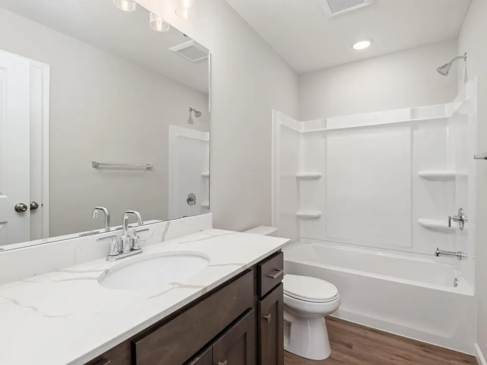 1228 Olivia Street SE New Prague, MN 56071