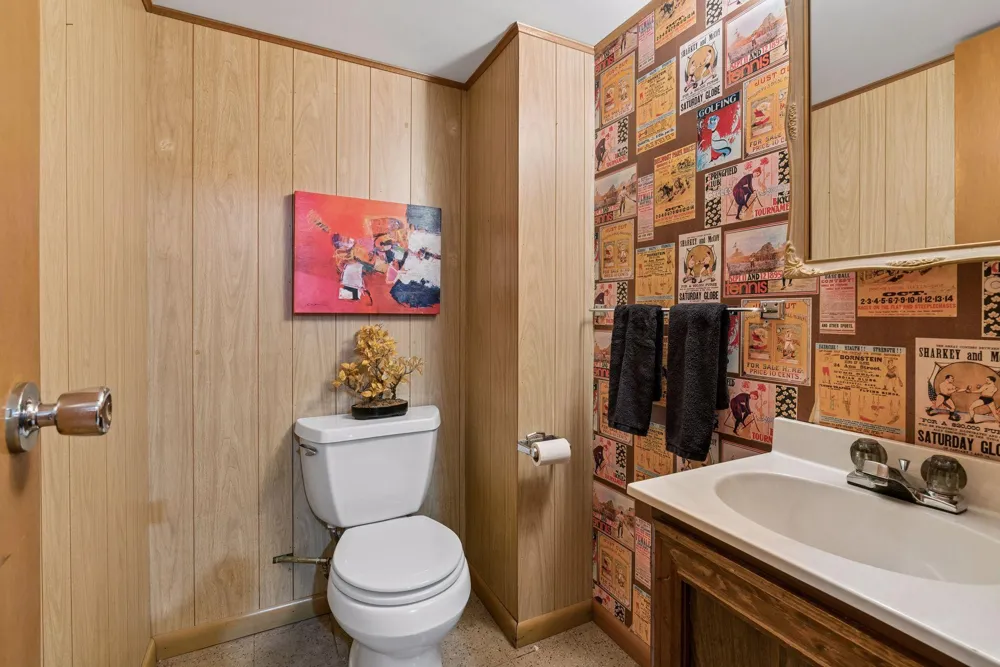 1709 Preston Lane Hopkins, MN 55343