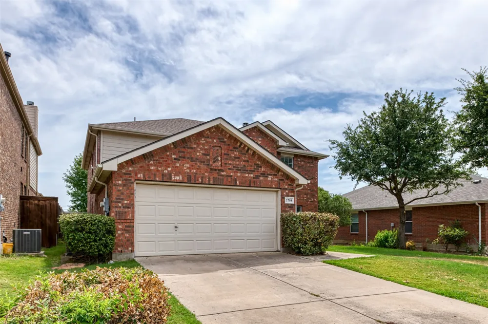 2708 Waterton Drive Little Elm, TX 75068