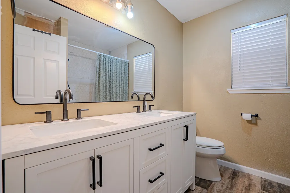 600 County Road 427 De Leon, TX 76444