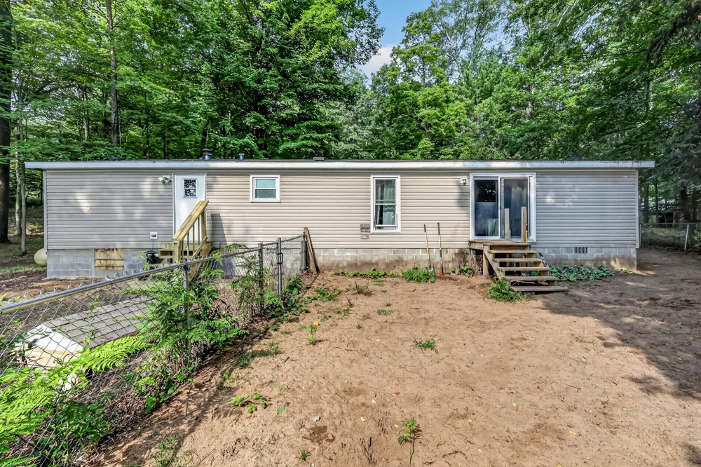 7392 Northern Drive Weare Township, MI 49449