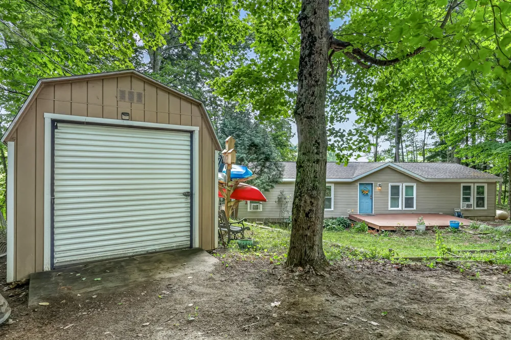 7392 Northern Drive Weare Township, MI 49449