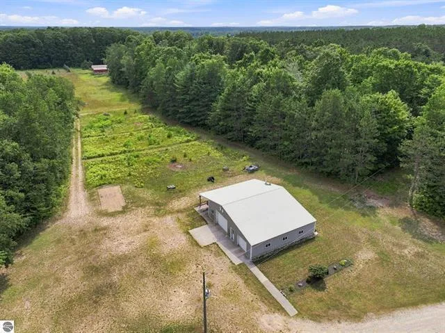 275 S 35 ROAD Selma Township, MI 49601