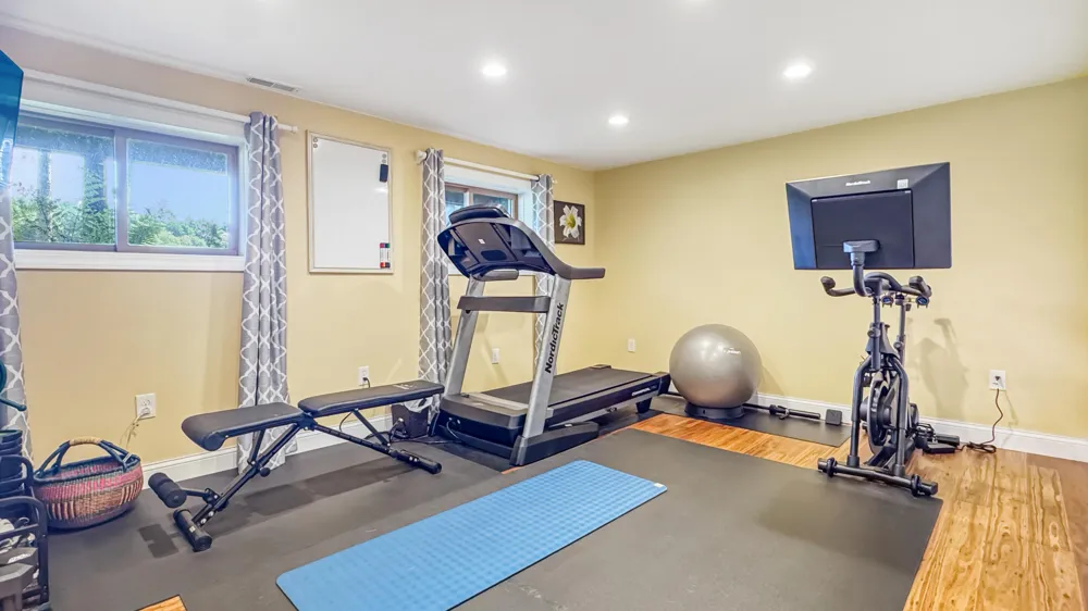 125 Lakewood Drive Cherry Grove Township, MI 49601