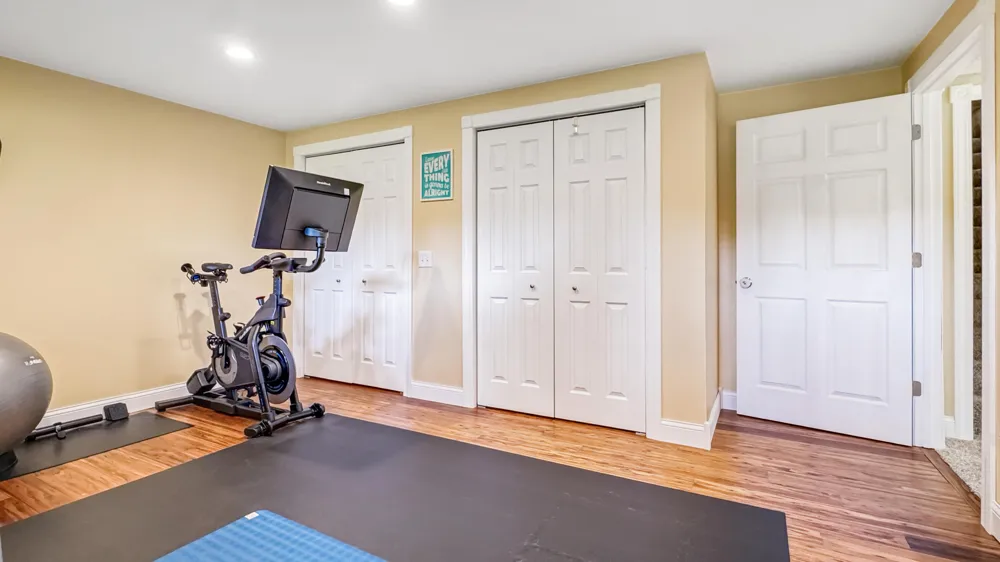 125 Lakewood Drive Cherry Grove Township, MI 49601