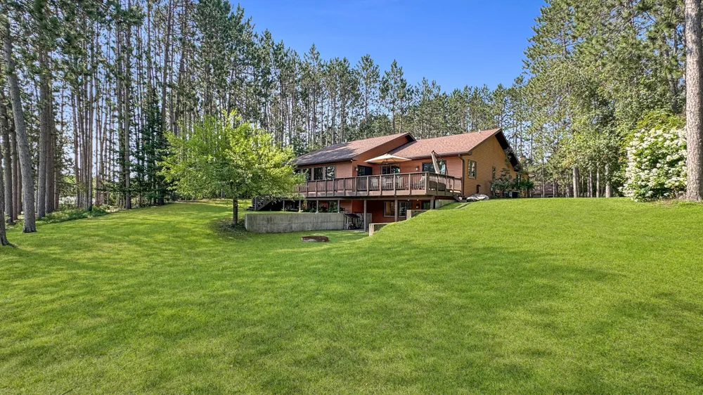 125 Lakewood Drive Cherry Grove Township, MI 49601