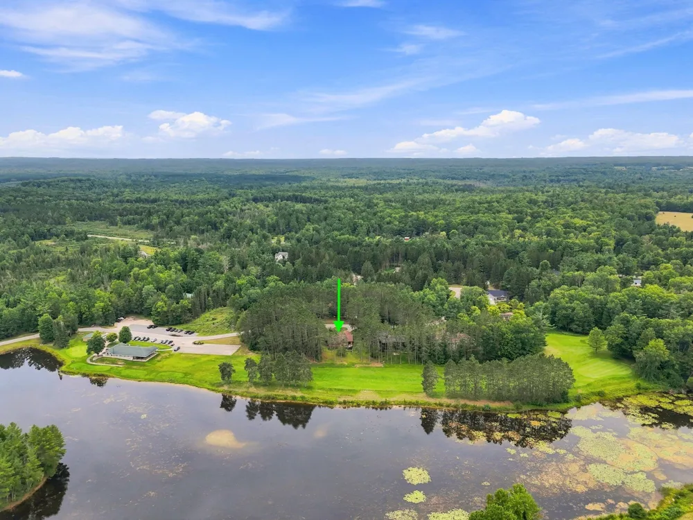 125 Lakewood Drive Cherry Grove Township, MI 49601