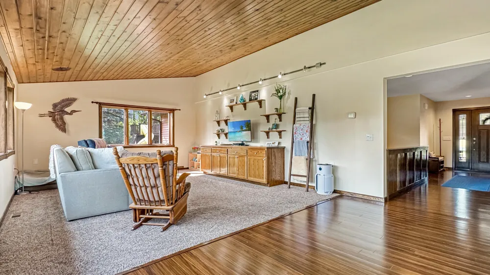 125 Lakewood Drive Cherry Grove Township, MI 49601