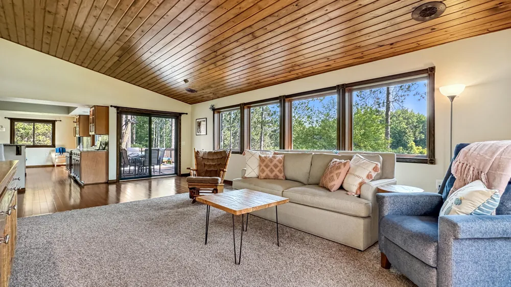 125 Lakewood Drive Cherry Grove Township, MI 49601