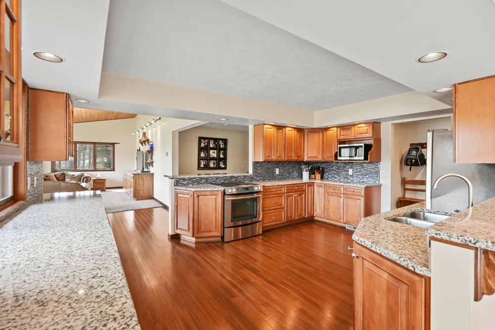 125 Lakewood Drive Cherry Grove Township, MI 49601