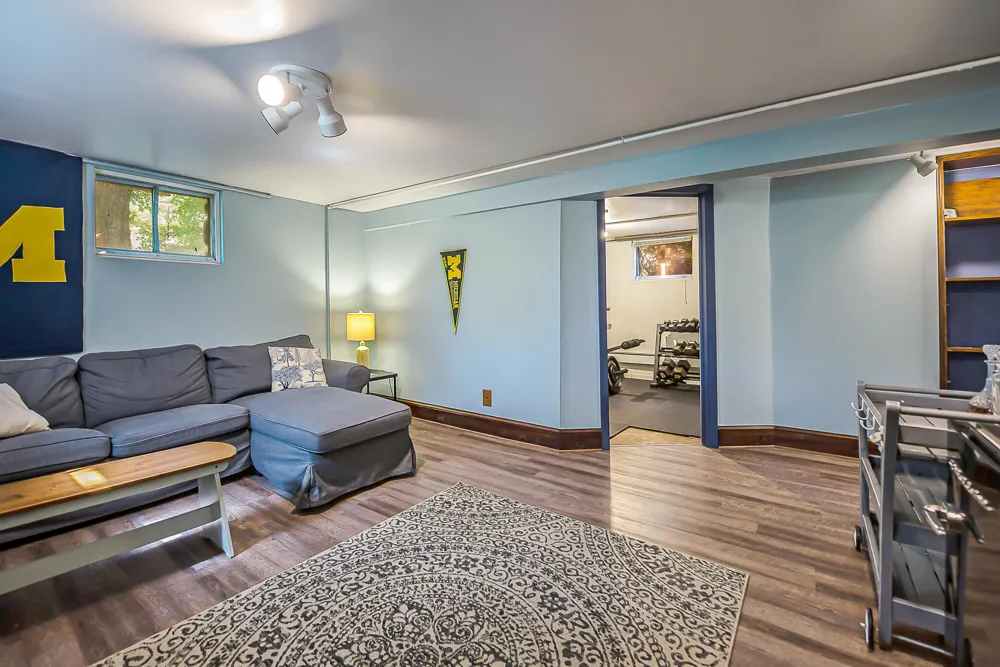 8452 Huron River Drive Webster Township, MI 48130