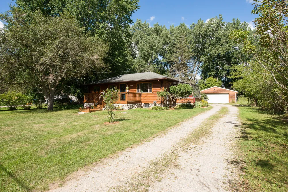 8452 Huron River Drive Webster Township, MI 48130