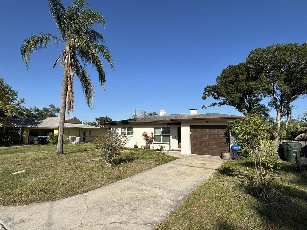 1347 BUCKINGHAM DRIVE Clearwater, FL 33756