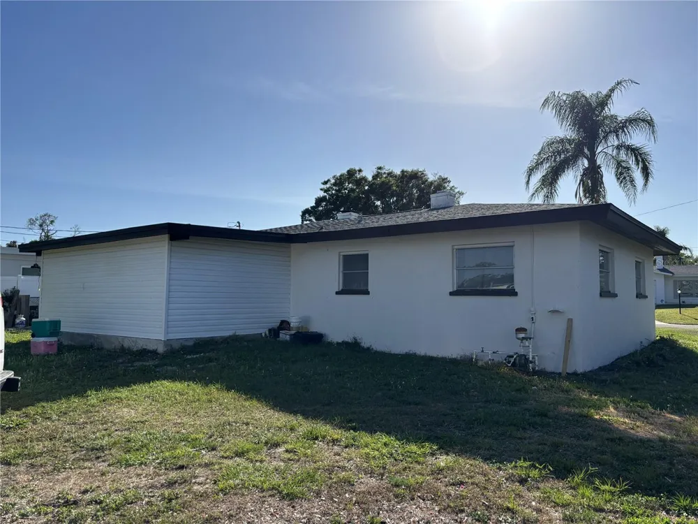 1347 BUCKINGHAM DRIVE Clearwater, FL 33756