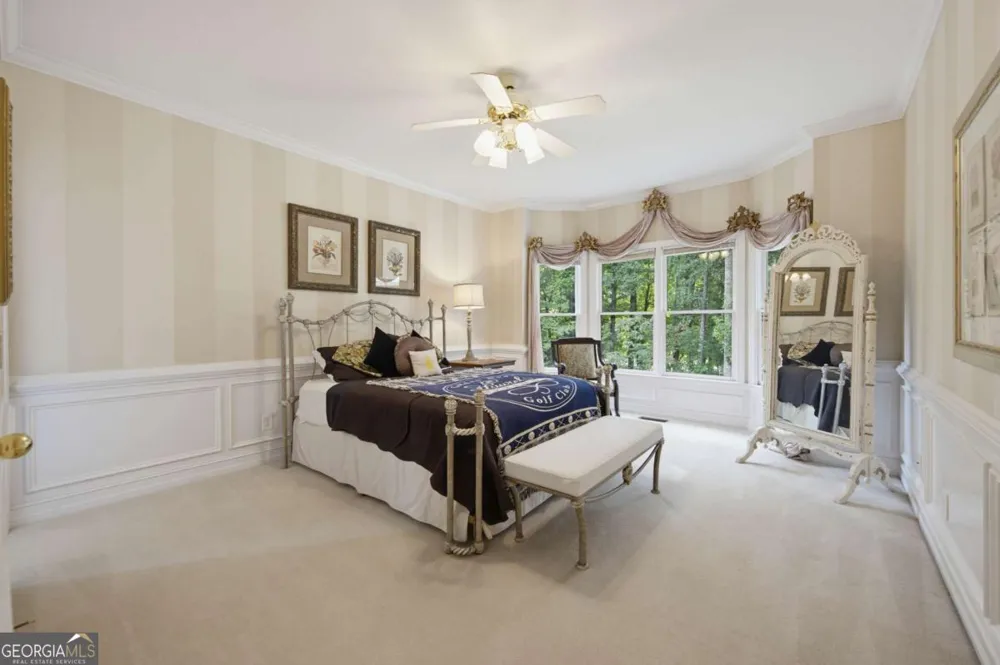 5570 Stoneleigh DR Suwanee, GA 30024