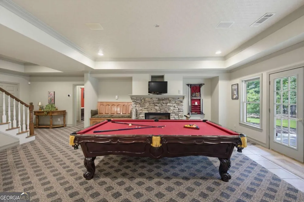 5570 Stoneleigh DR Suwanee, GA 30024