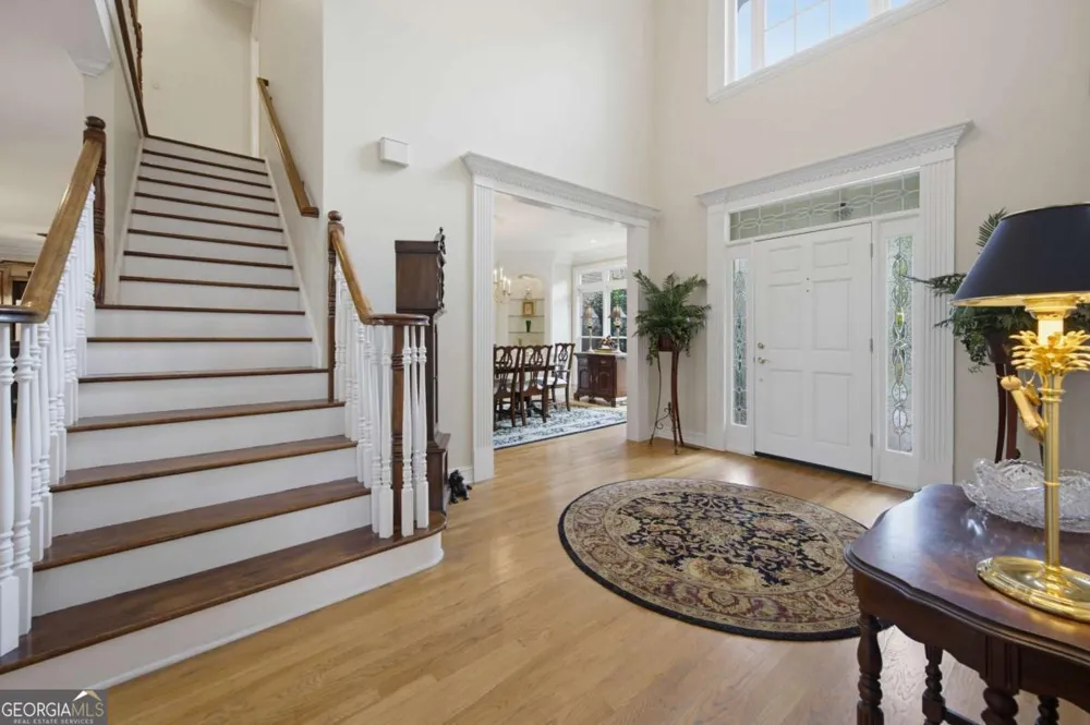 5570 Stoneleigh DR Suwanee, GA 30024
