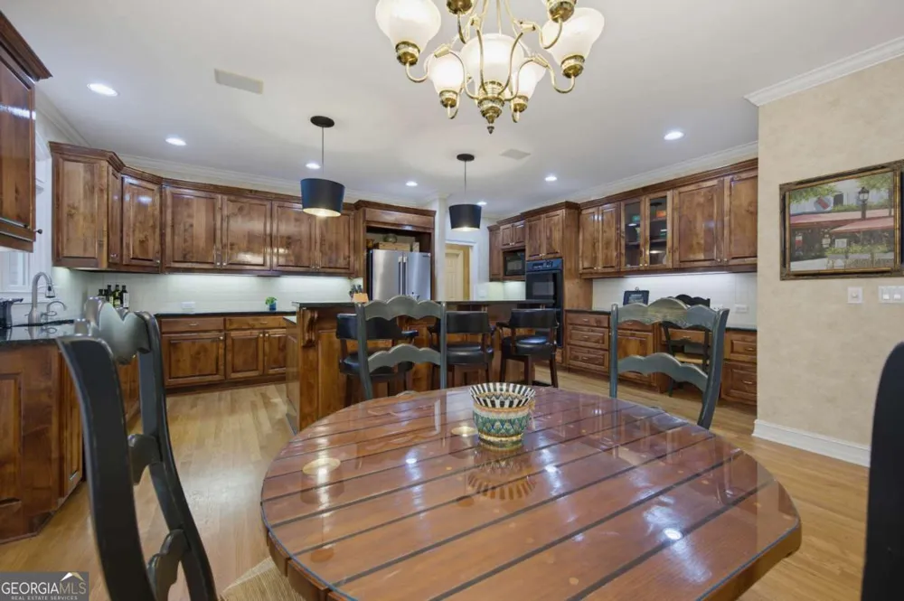5570 Stoneleigh DR Suwanee, GA 30024
