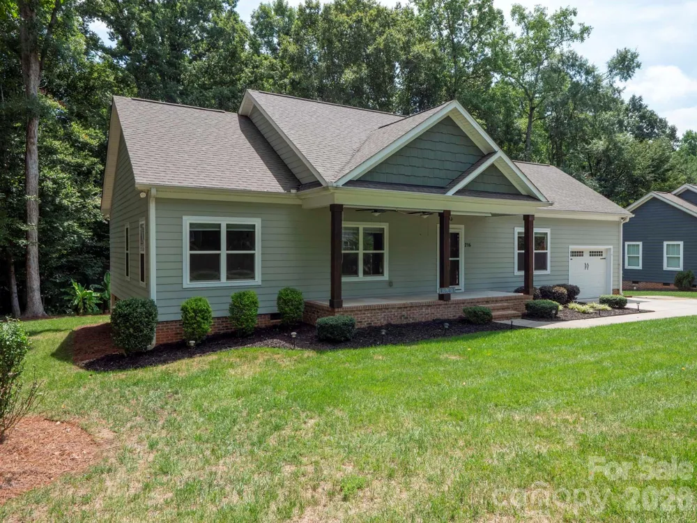 216 Paradise Drive Belmont, NC 28012