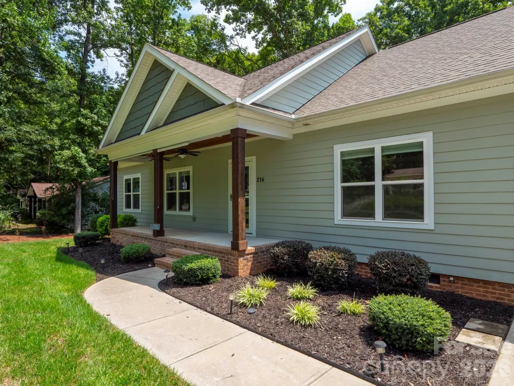 216 Paradise Drive Belmont, NC 28012