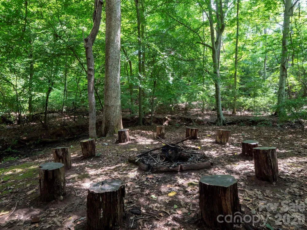216 Paradise Drive Belmont, NC 28012