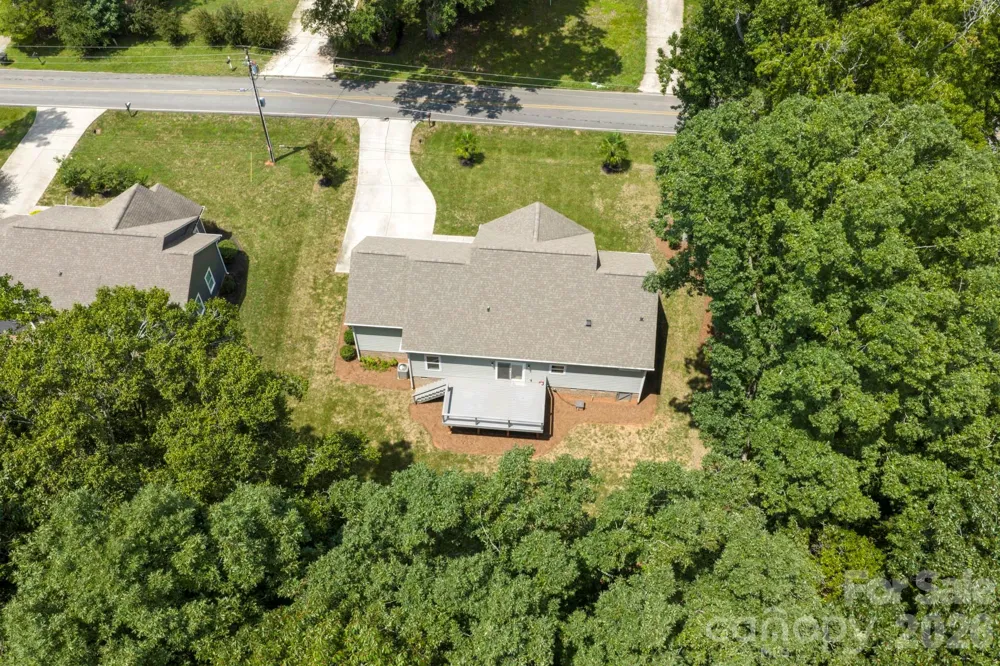 216 Paradise Drive Belmont, NC 28012