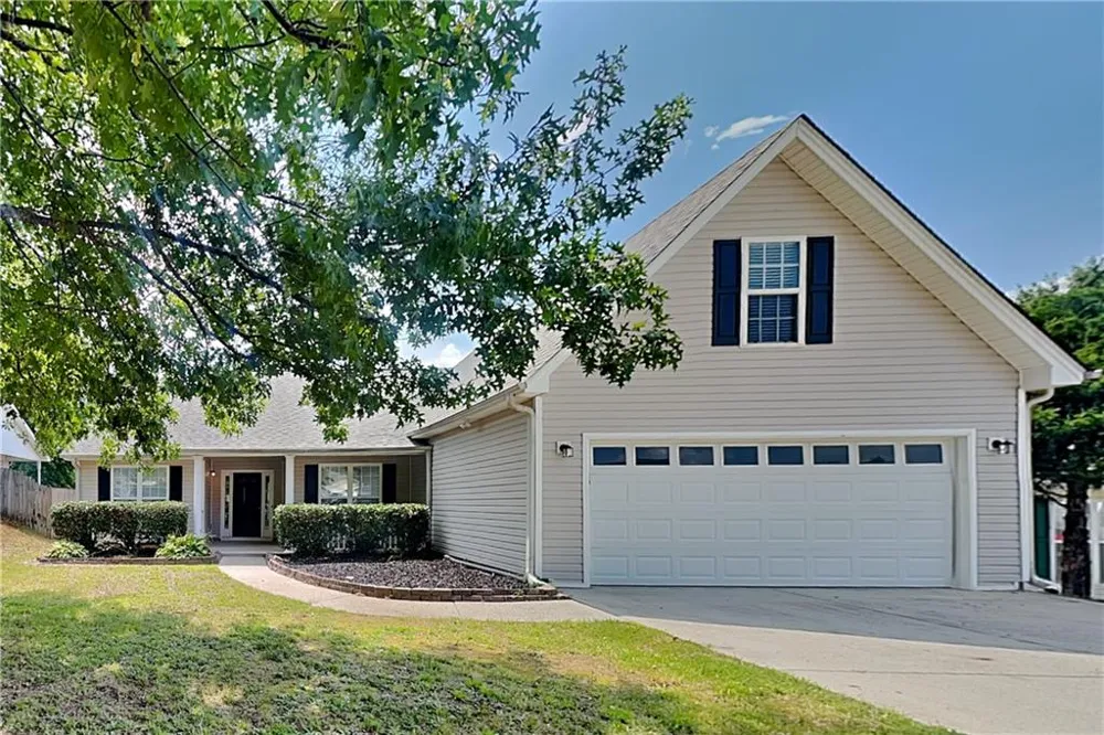 251 Ashland Creek Court Lawrenceville, GA 30045