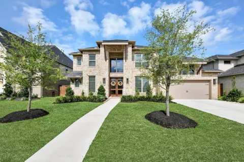 3527 Highcliffe Drive