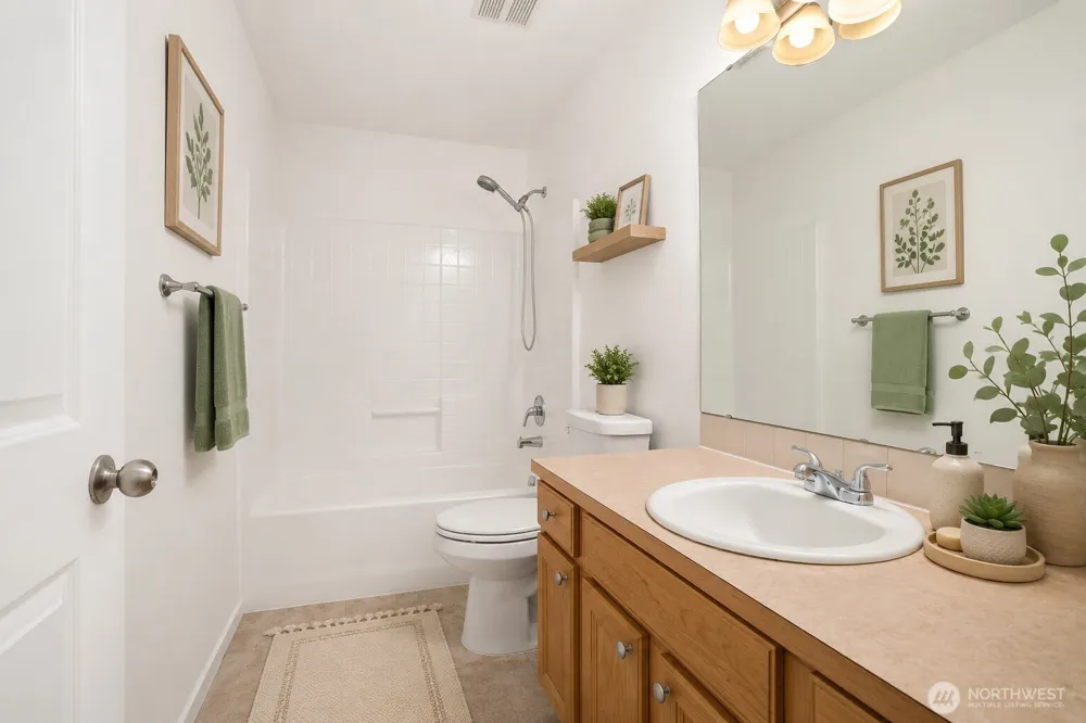 3308 S Holly Place Seattle, WA 98118