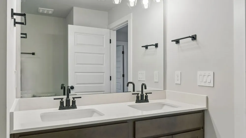 4028 Red Hawk Road Columbia, TN 38401