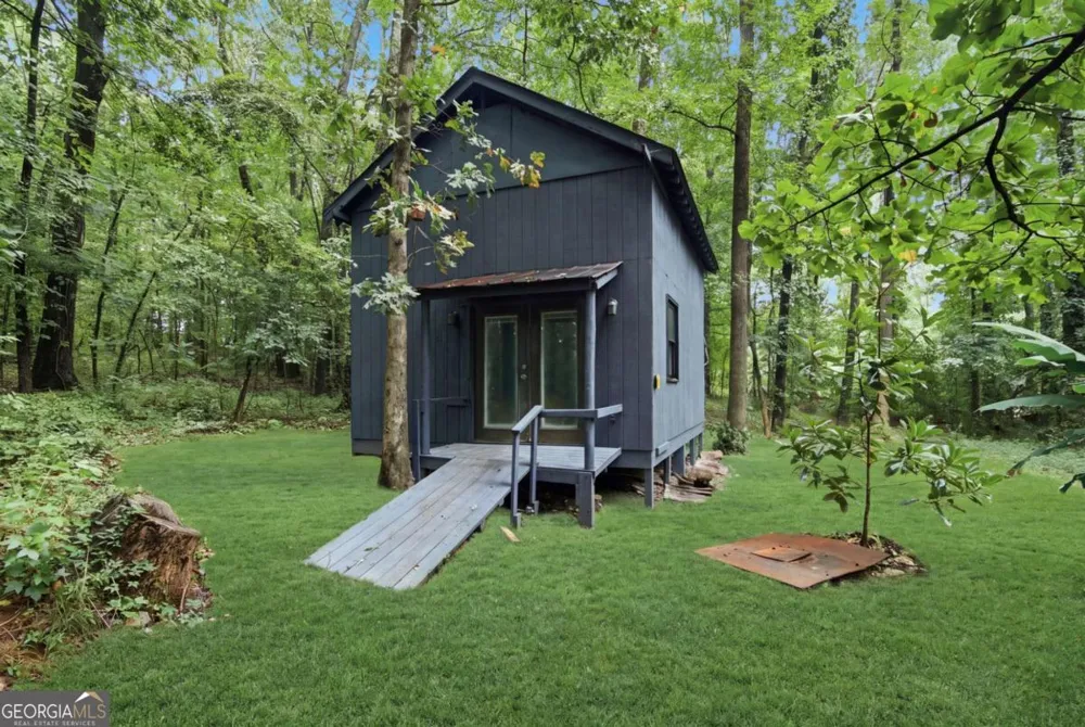 720 Twin Pines RD Covington, GA 30014