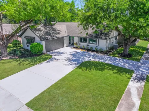 5302 Arbor Vitae Drive