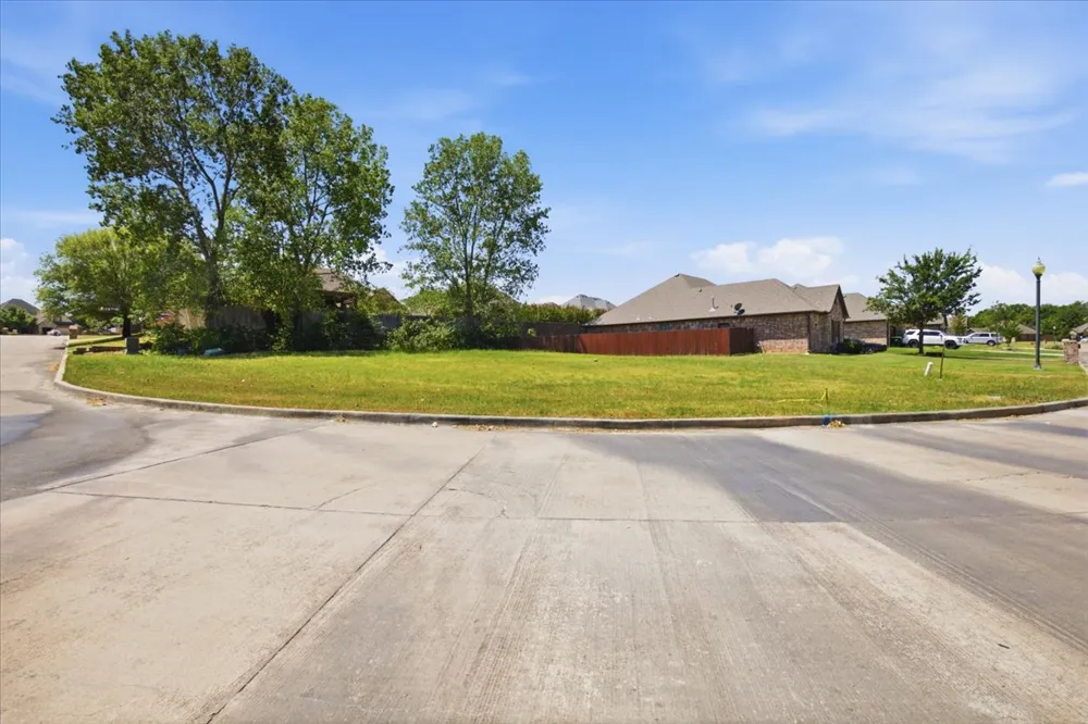 Magnolia Drive Ada, OK 74820