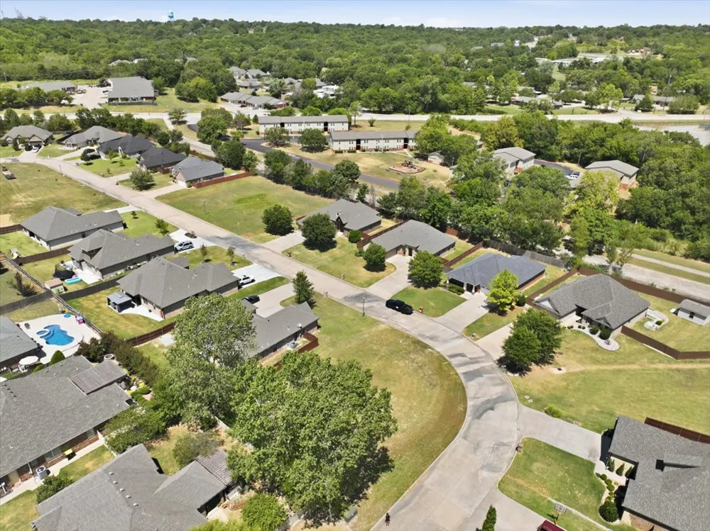 Magnolia Drive Ada, OK 74820