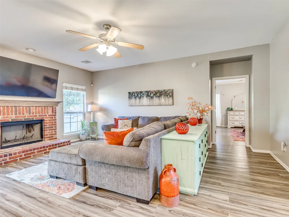 304 E Wichita Street Broken Arrow, OK 74012
