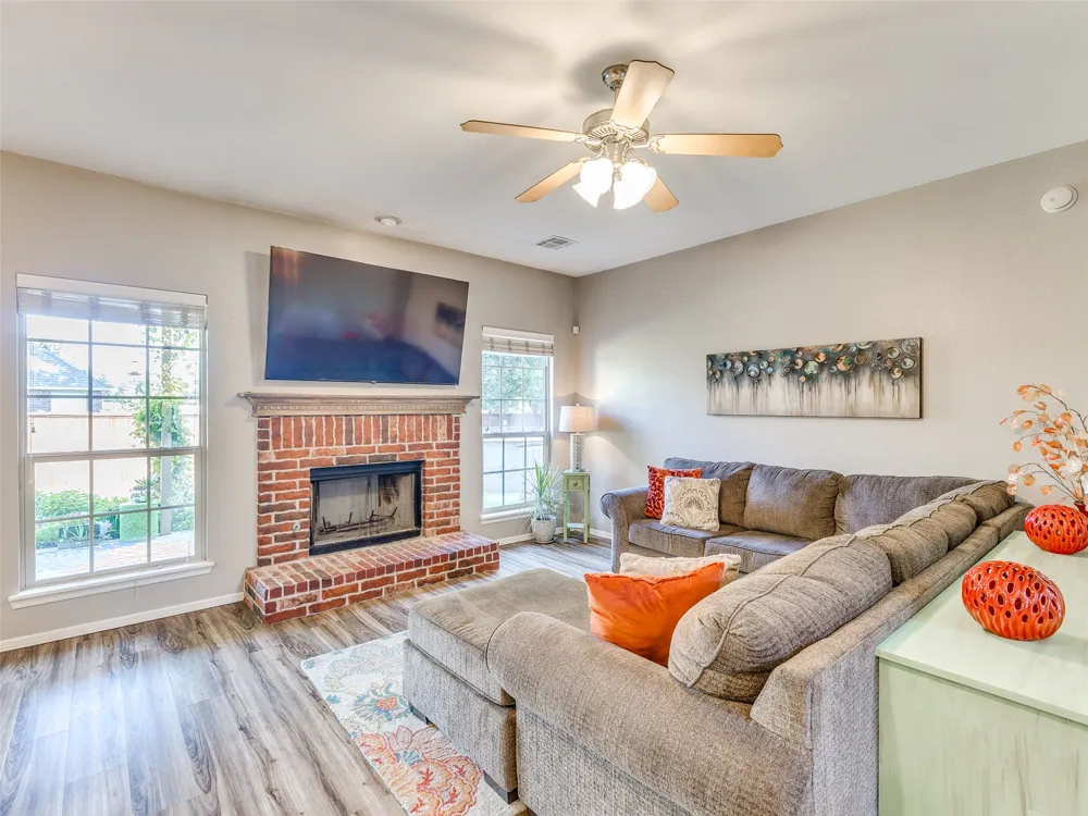 304 E Wichita Street Broken Arrow, OK 74012
