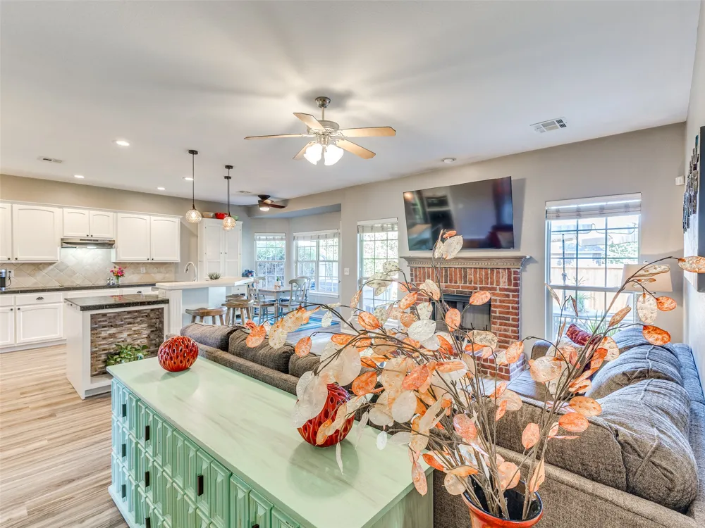 304 E Wichita Street Broken Arrow, OK 74012