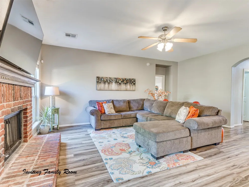 304 E Wichita Street Broken Arrow, OK 74012
