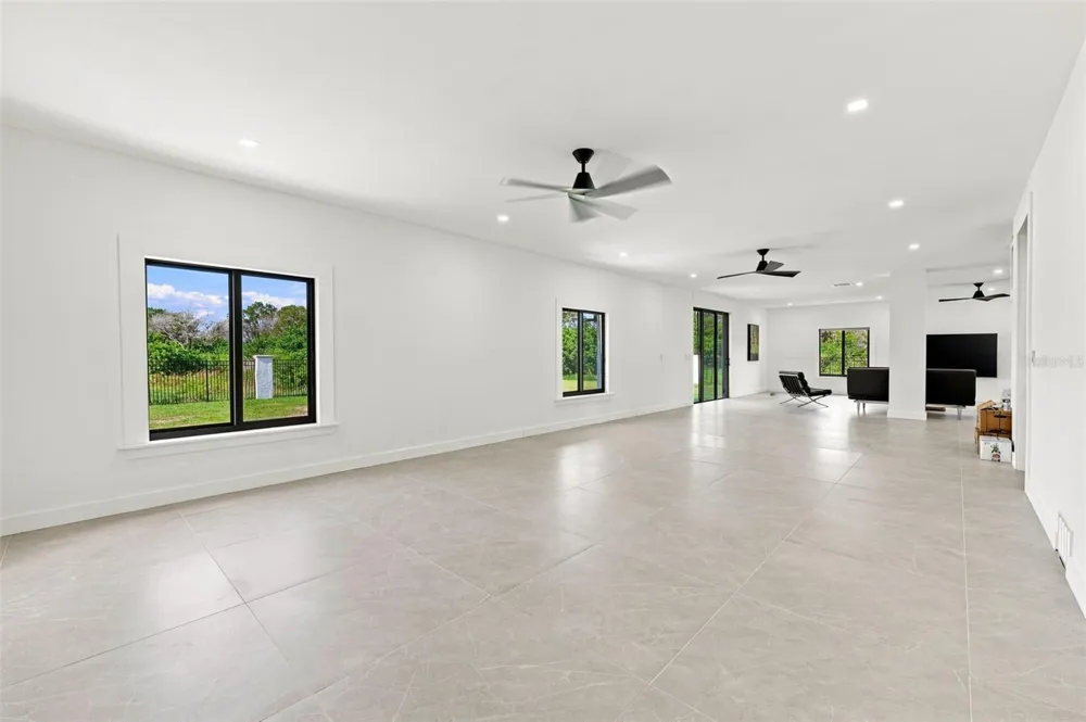 5035 BAY BOULEVARD Port Richey, FL 34668