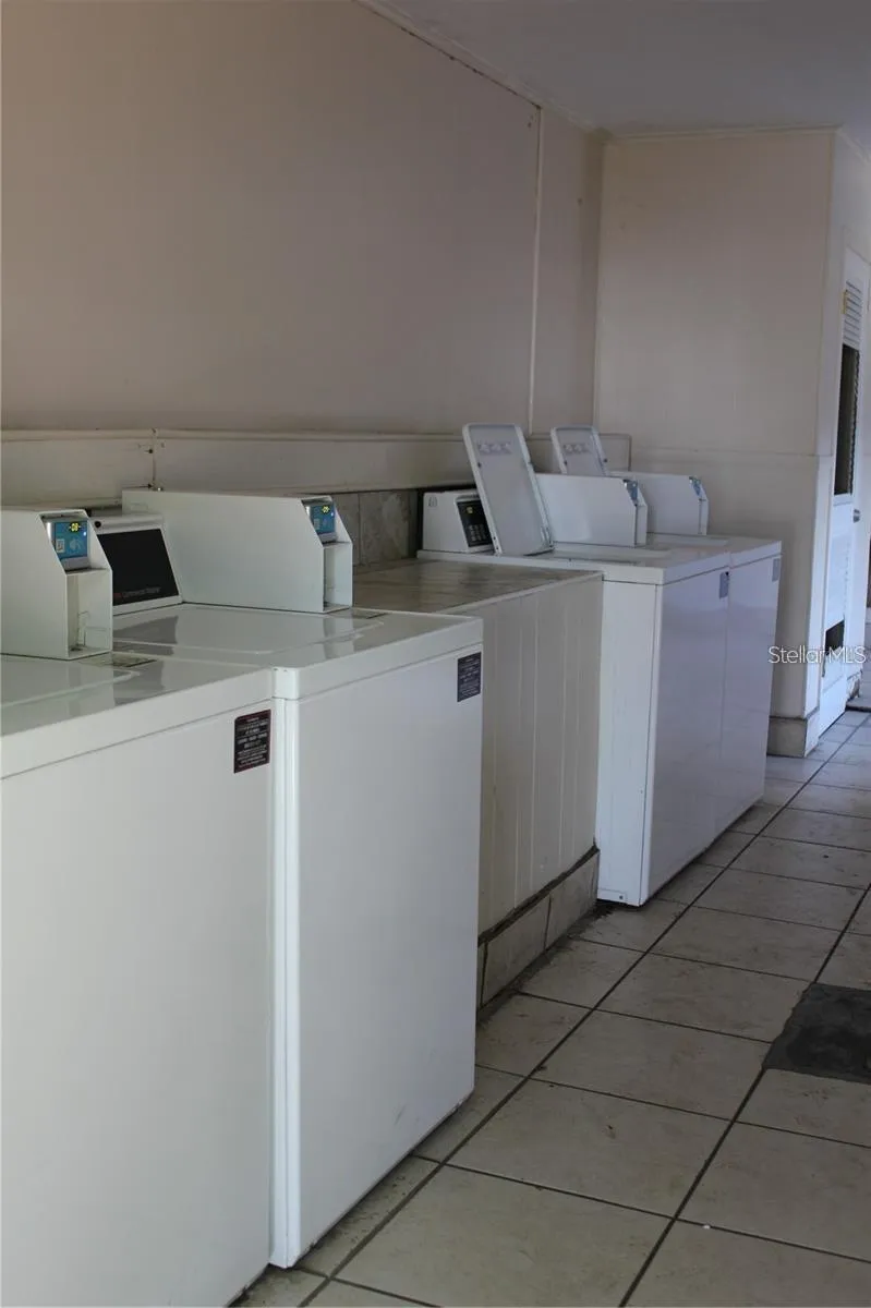 8542 10TH STREET #C St Petersburg, FL 33702