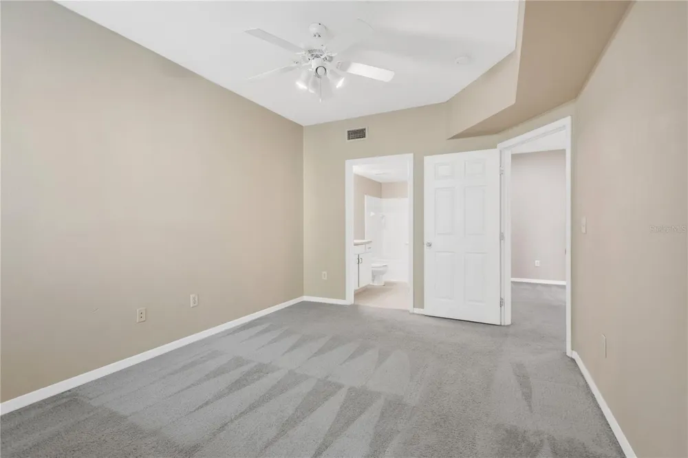 1810 E PALM AVENUE #5205 Tampa, FL 33605